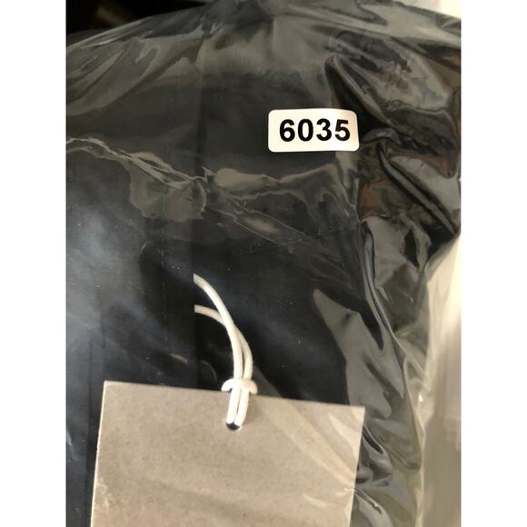 Everlane The ReNew Anorak Jacket Black M MWT - Picture 8 of 8